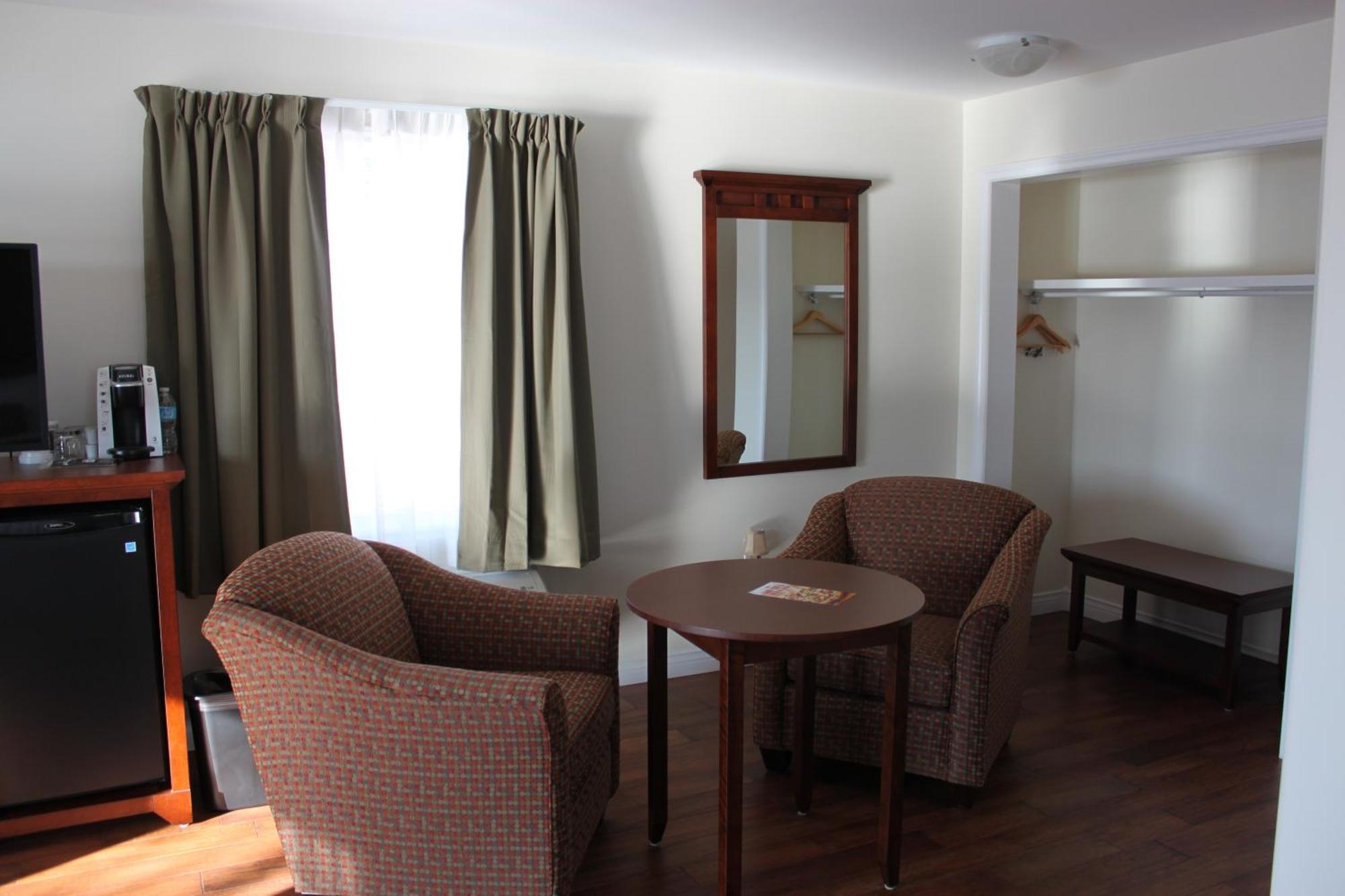 Lanes Riverhouse Inn & Cottages Montague Kamer foto