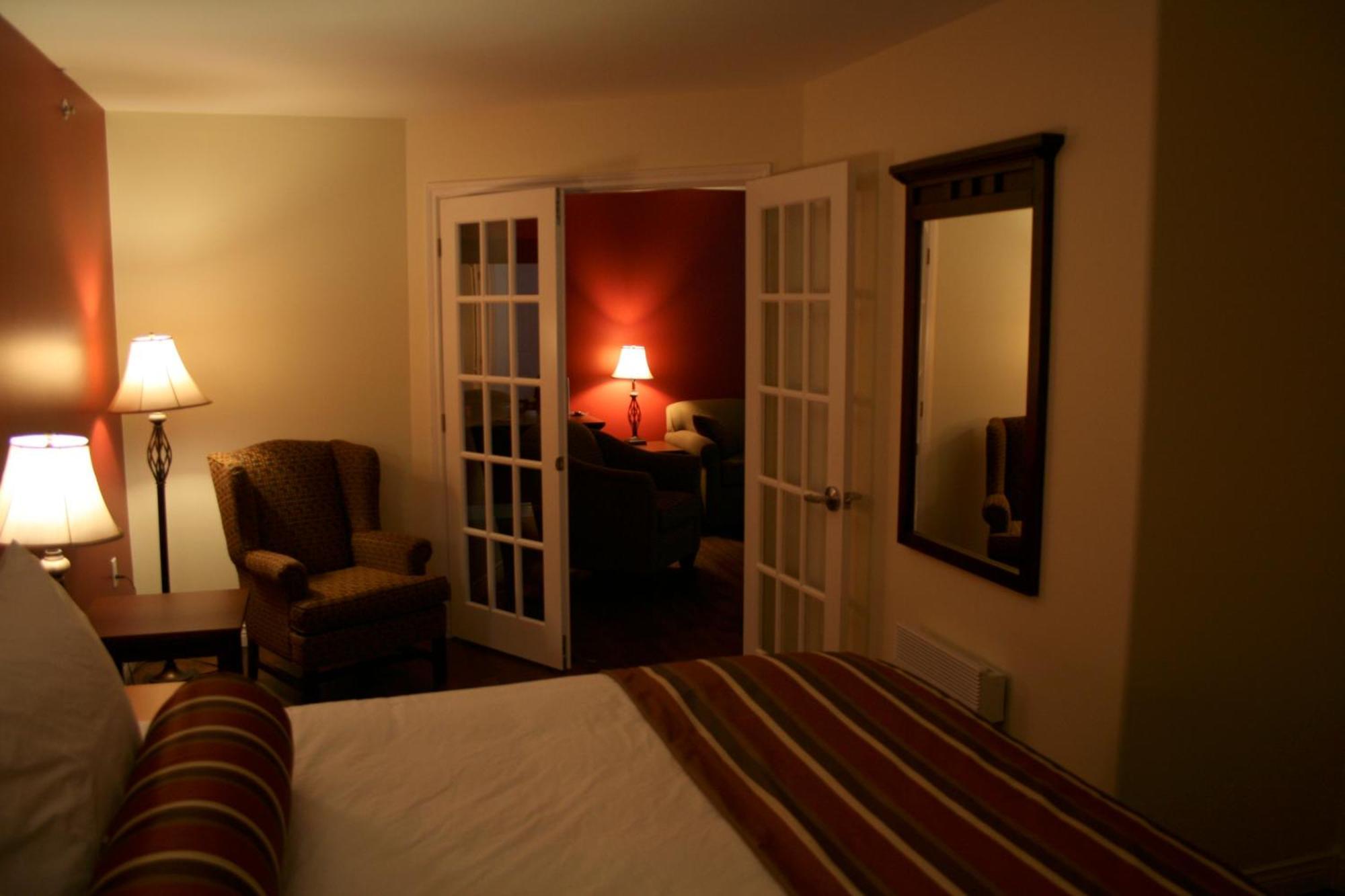 Lanes Riverhouse Inn & Cottages Montague Kamer foto
