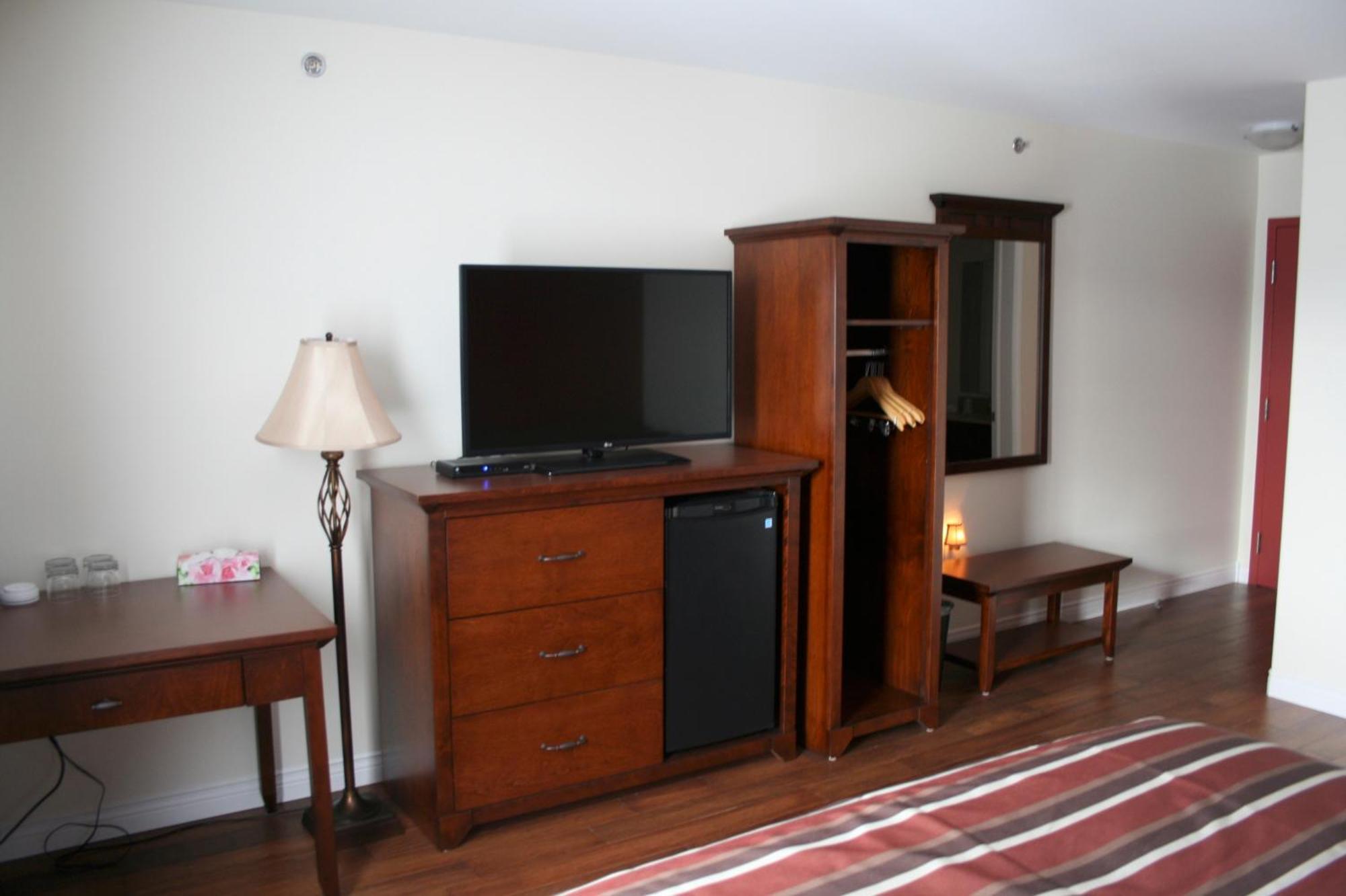 Lanes Riverhouse Inn & Cottages Montague Kamer foto