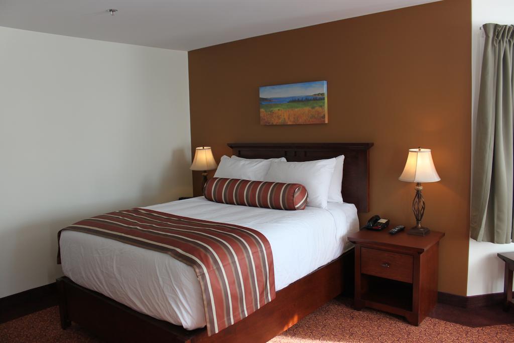 Lanes Riverhouse Inn & Cottages Montague Kamer foto