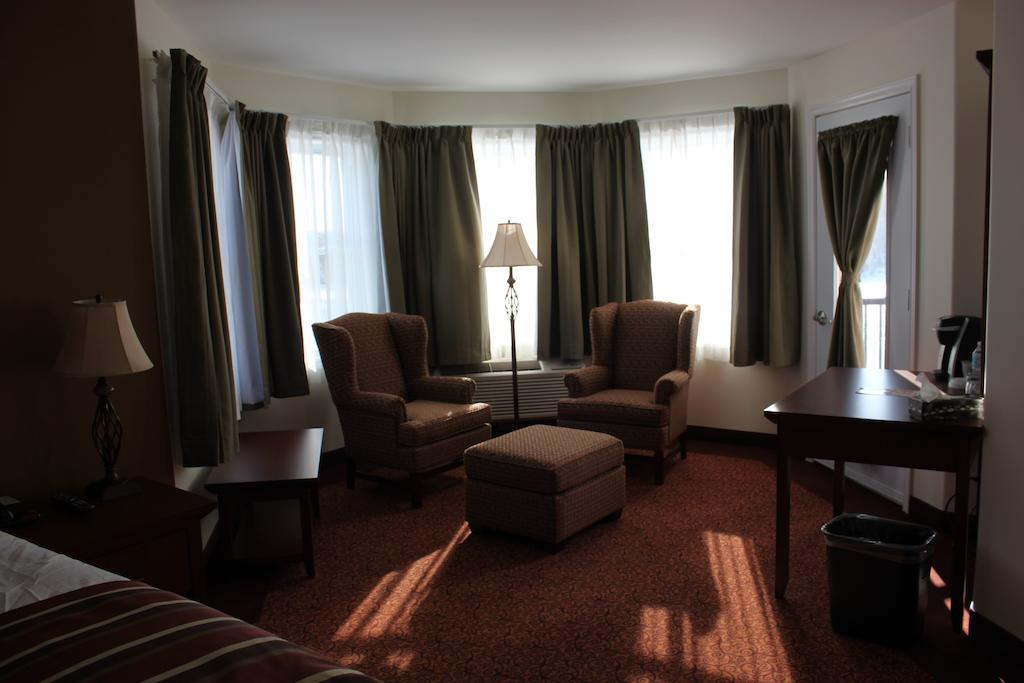 Lanes Riverhouse Inn & Cottages Montague Kamer foto