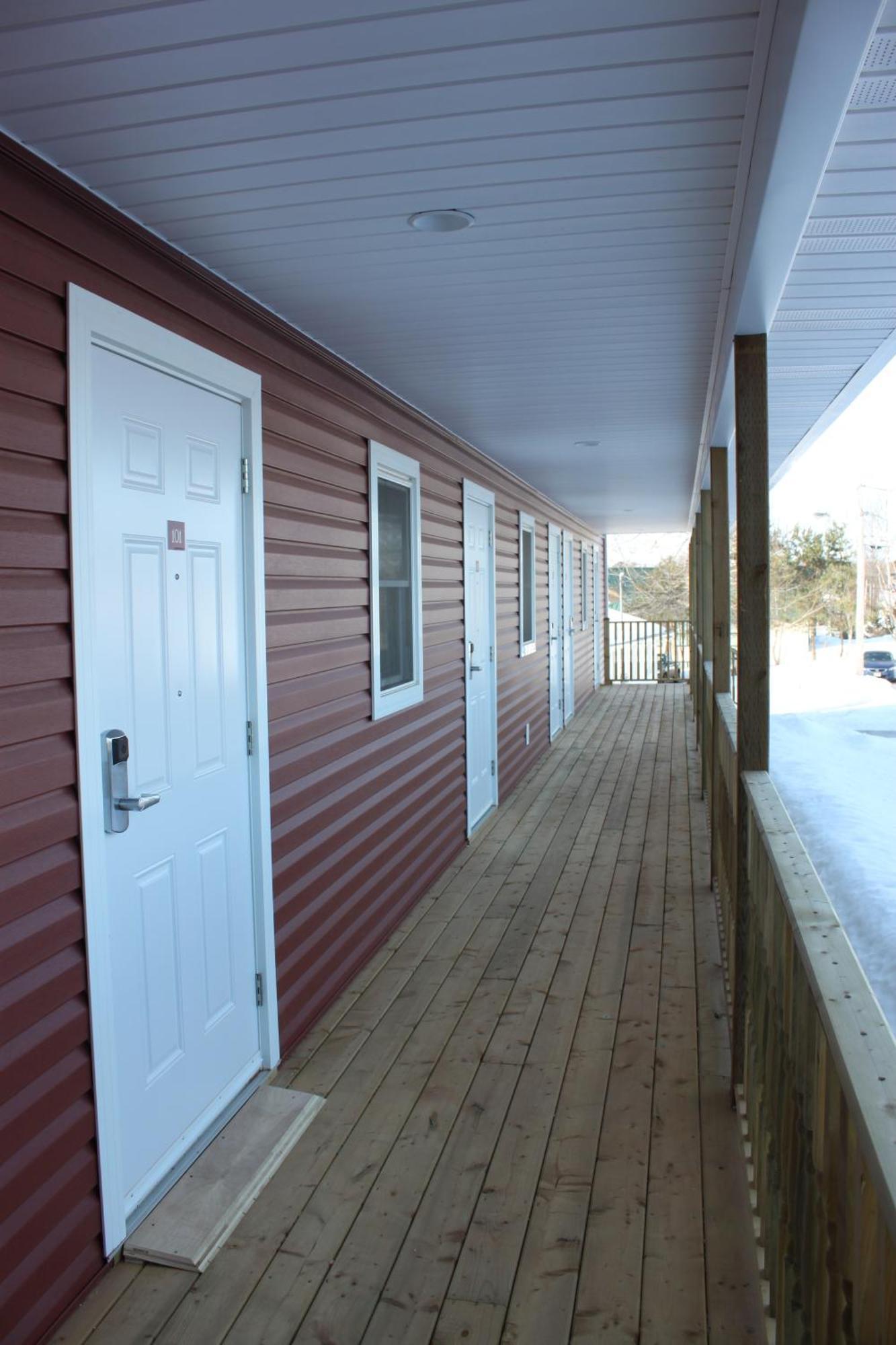 Lanes Riverhouse Inn & Cottages Montague Buitenkant foto