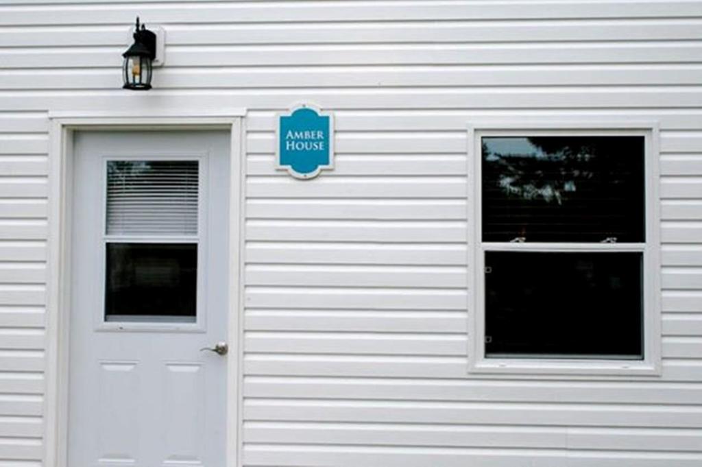 Lanes Riverhouse Inn & Cottages Montague Kamer foto
