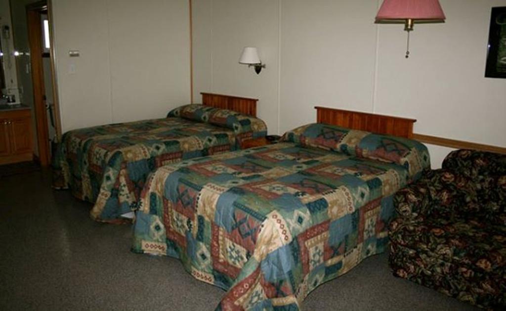Lanes Riverhouse Inn & Cottages Montague Kamer foto